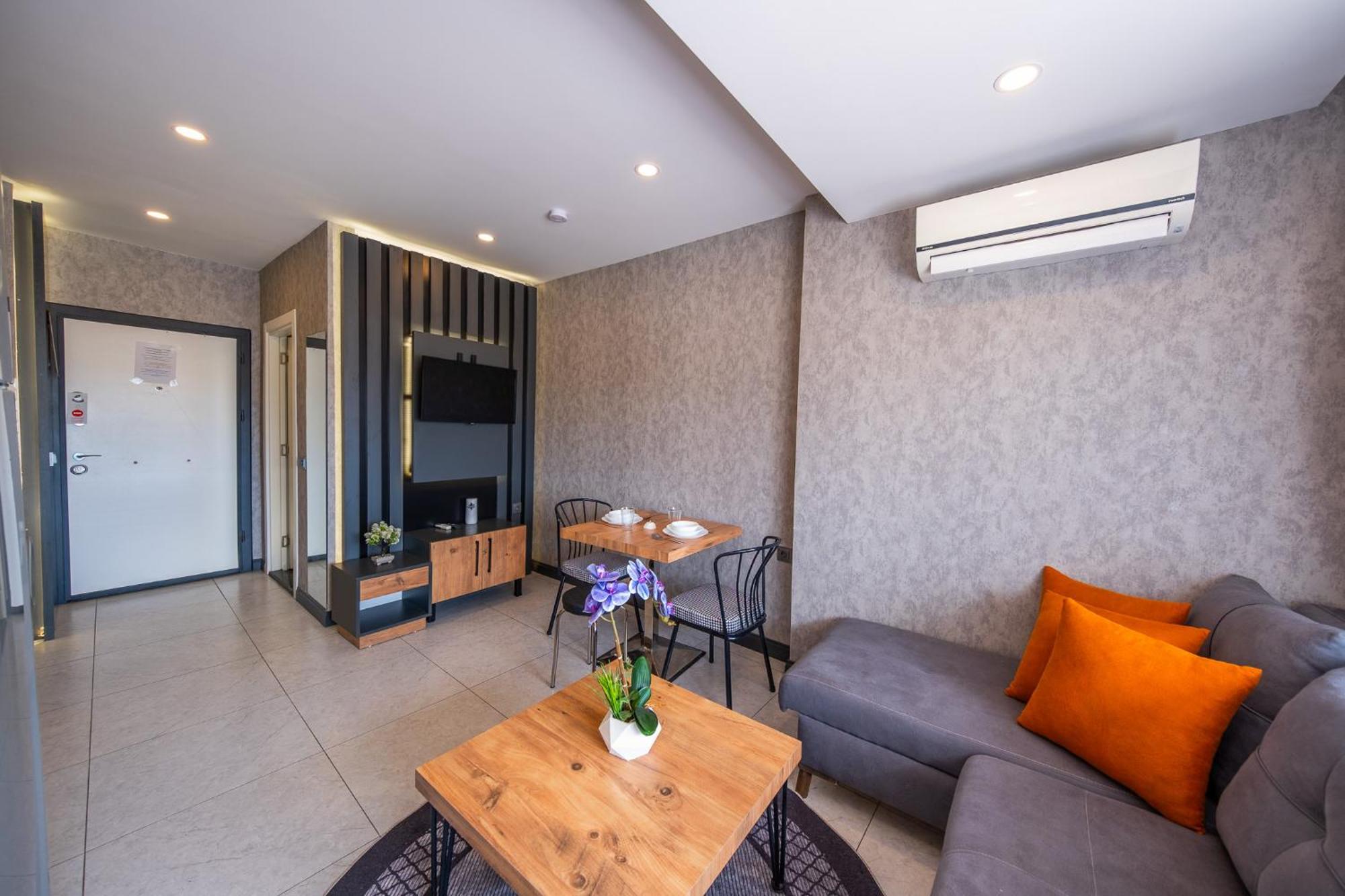 Mrt Suites Lara Antalya Zewnętrze zdjęcie