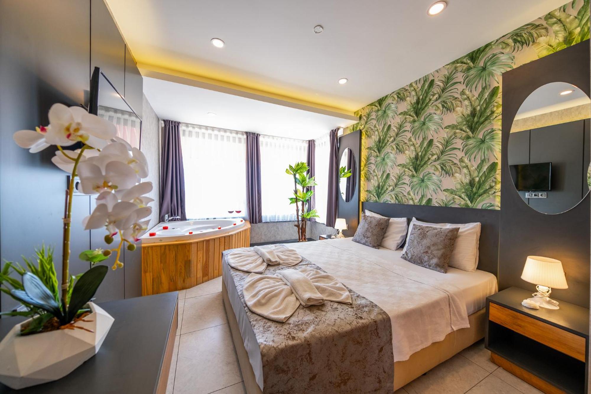 Mrt Suites Lara Antalya Zewnętrze zdjęcie