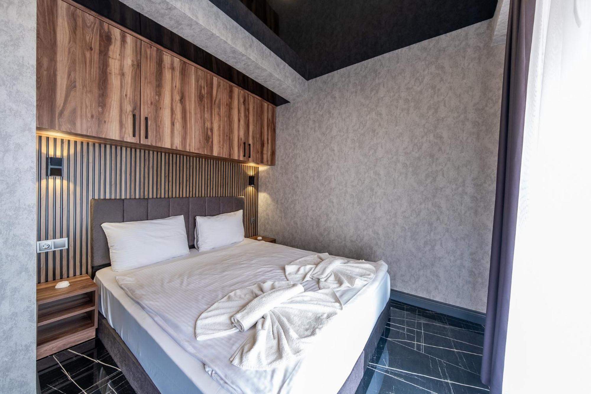 Mrt Suites Lara Antalya Zewnętrze zdjęcie