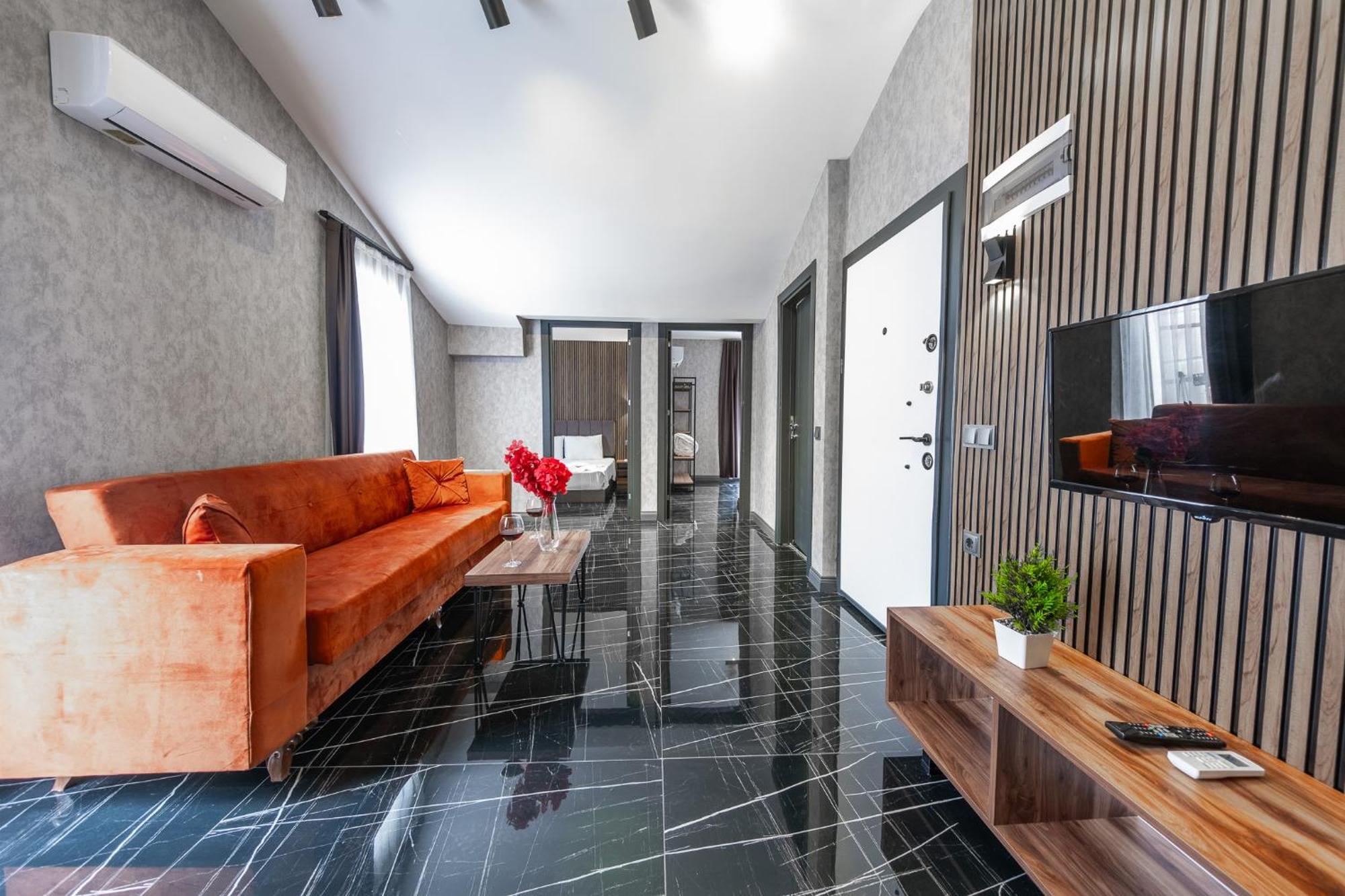 Mrt Suites Lara Antalya Zewnętrze zdjęcie